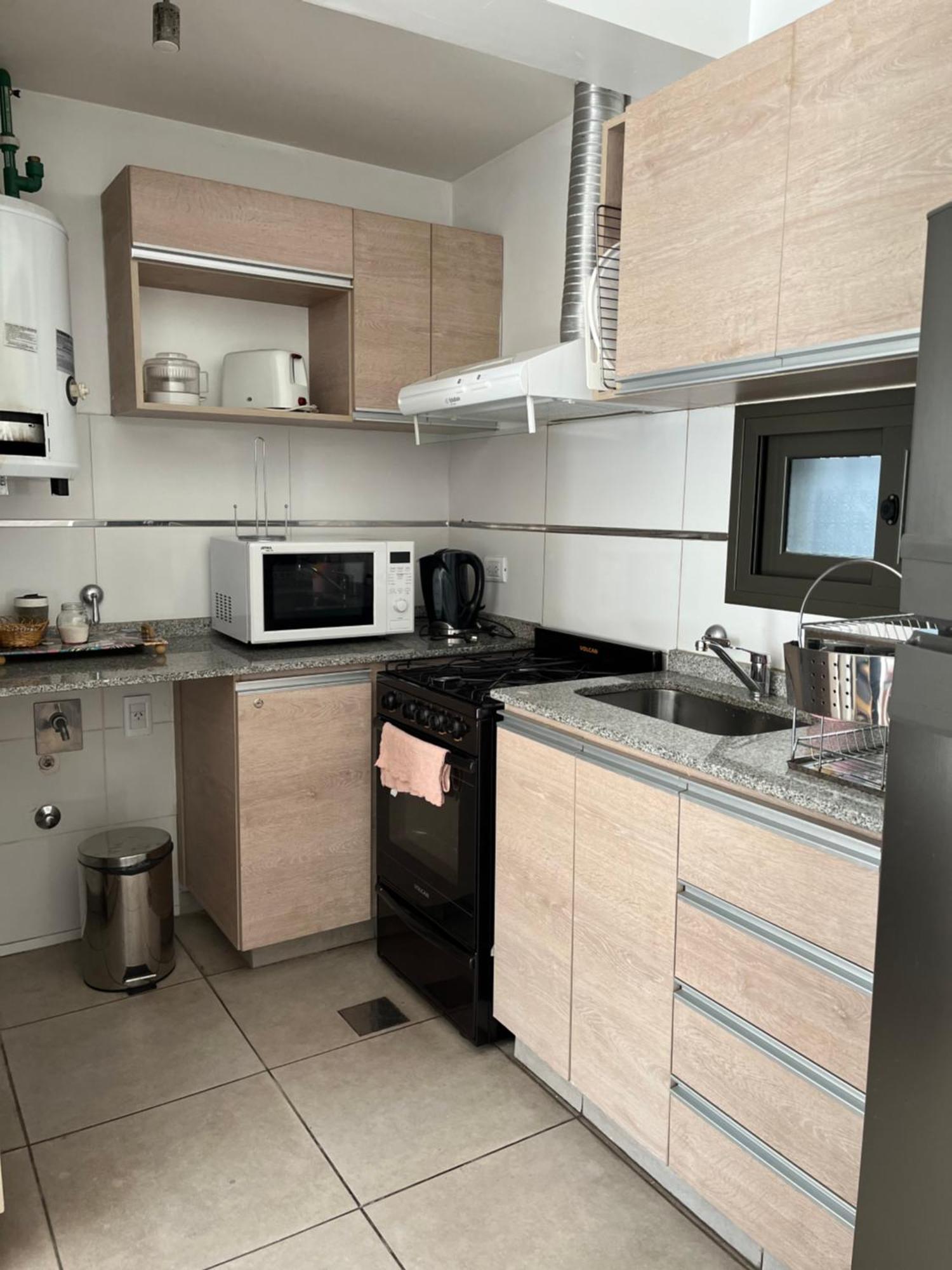 Pellegrini Apartments Mendoza !! Estupendos Departamentos Con Cochera Privada Cercanos A Parque Gral San Martin *
